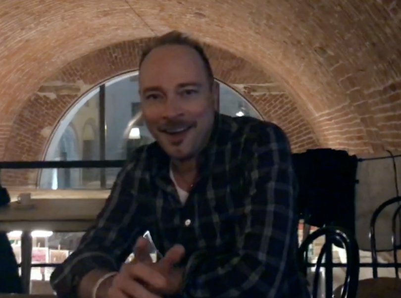 VIDEO - Con il tenore Enrico Iviglia alla presentazione della sua prima fatica letteraria